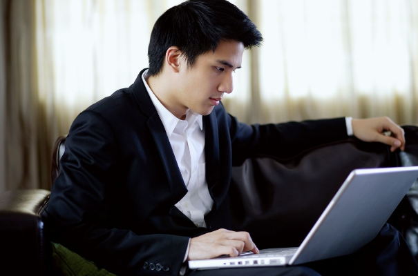 公關(guān)記者工作服定做