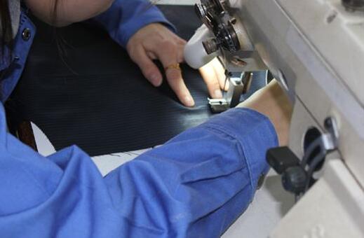 工服定做廠家特點