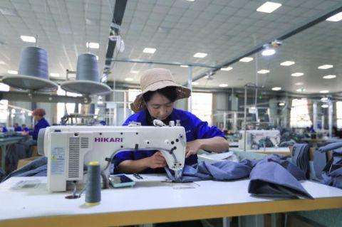 工服定做廠家圖片