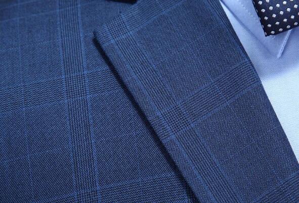 職業(yè)裝形象照要注意細節(jié)