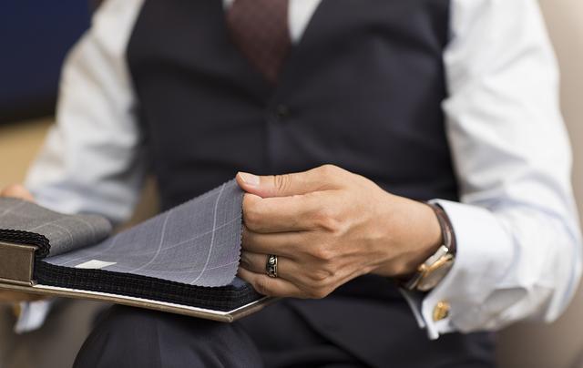 新郎婚禮西服定制多少錢